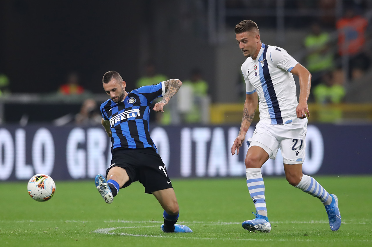 欧冠半场：齐玛乌龙，库杜斯造险，热刺1-0布拉格斯拉维亚